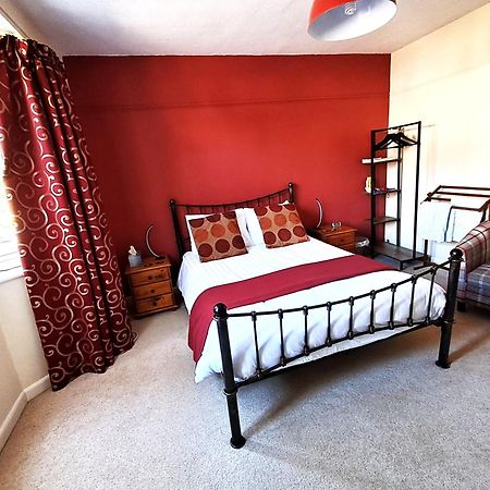 Quiet Comfortable Patcham Studio Free Parking Hallway Shared With Host Apartment Brighton Екстериор снимка